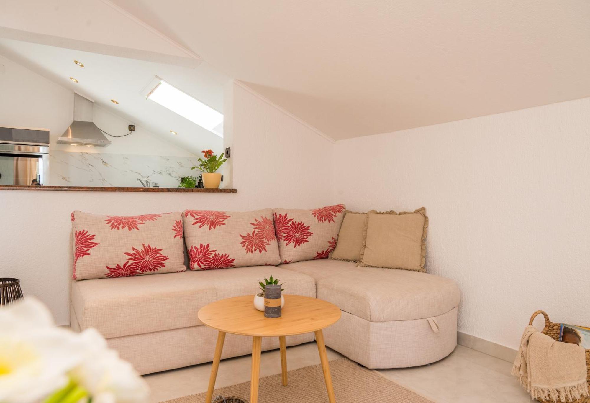 Mustel Travel Apartments 스베티 페타르 외부 사진